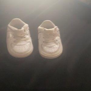 baby nike shoes size 2